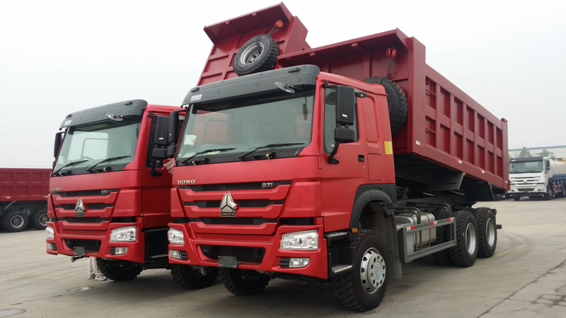 شاحنات قلابة ثقيلة Sinotruck HOWO8X4 20 Ton 30t للبيع في زيمبابوي