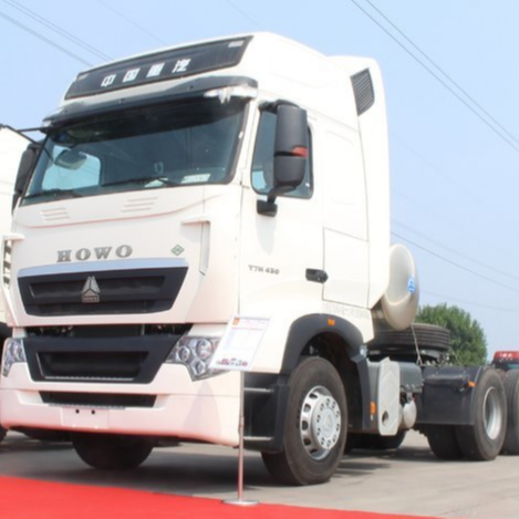 HOWO Euro 4 6x4 Truck Head Price شاحنات الجرار المستعملة